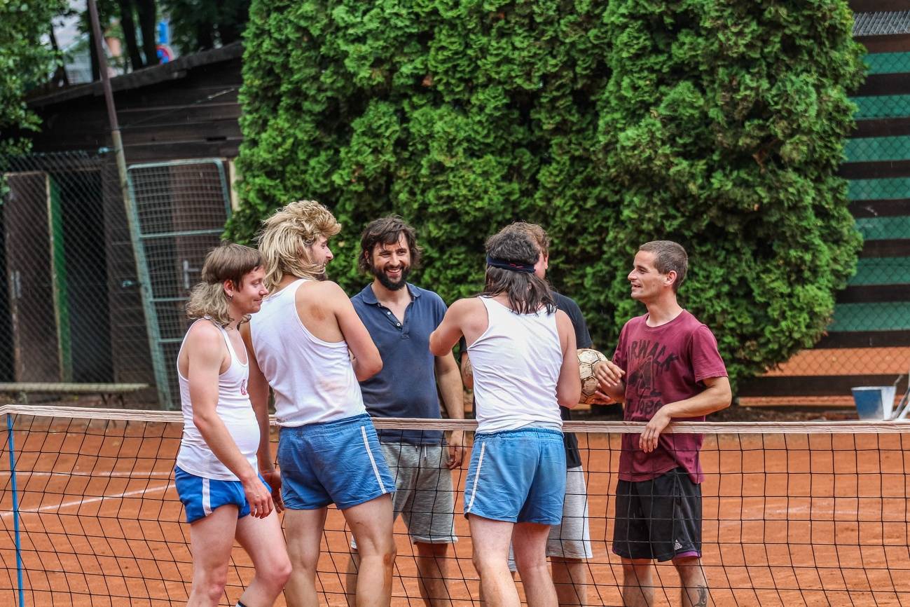 Pražský Festonda Cup: Wohnout, Imodium a spol. soutěžili v nohejbalu pro radost ze hry