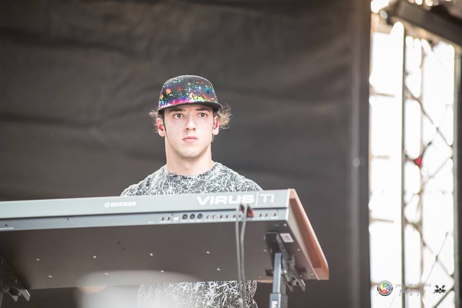  Hrady CZ na Švihově: V pátek se předvedli Mandrage, Nebe i rappeři Rytmus a Vladimir 518