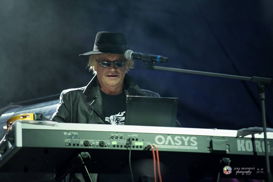  Hrady CZ na Švihově: V pátek se předvedli Mandrage, Nebe i rappeři Rytmus a Vladimir 518