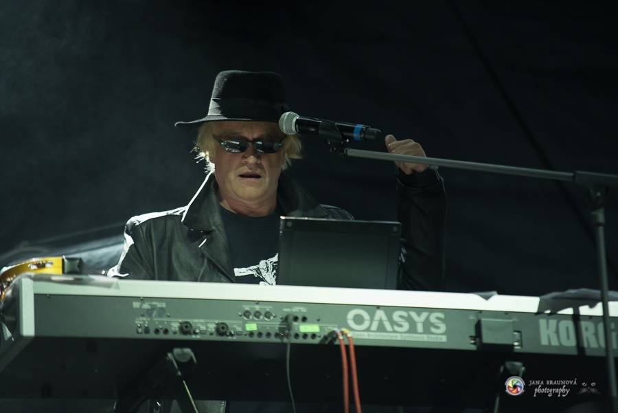  Hrady CZ na Švihově: V pátek se předvedli Mandrage, Nebe i rappeři Rytmus a Vladimir 518