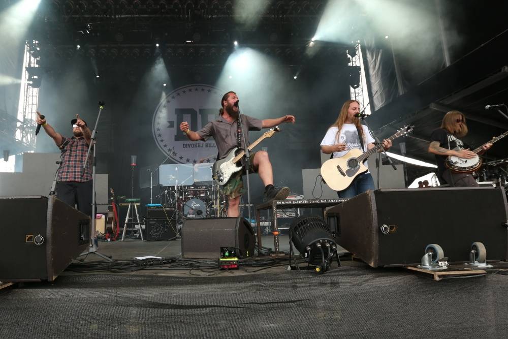 Hrady CZ bavily na Švihově. Vystoupili Kabát, Mandrage, Pražský výběr a další