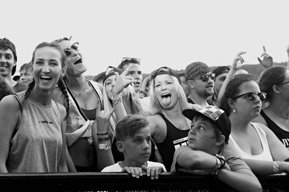 Hrady CZ bavily na Švihově. Vystoupili Kabát, Mandrage, Pražský výběr a další