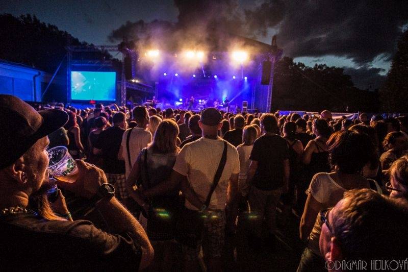 Svátek piva v Protivíně slavili Alkehol, Dymytry, AC/DC revival, No Name i Turbo