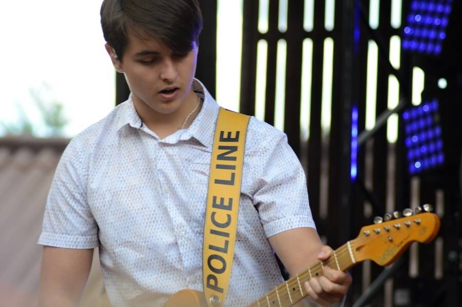 Kryštof Kemp ve Svojšicích: táboření, hudba, fotbal a dešťový budíček