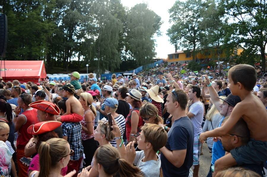 Kryštof Kemp ve Svojšicích: táboření, hudba, fotbal a dešťový budíček