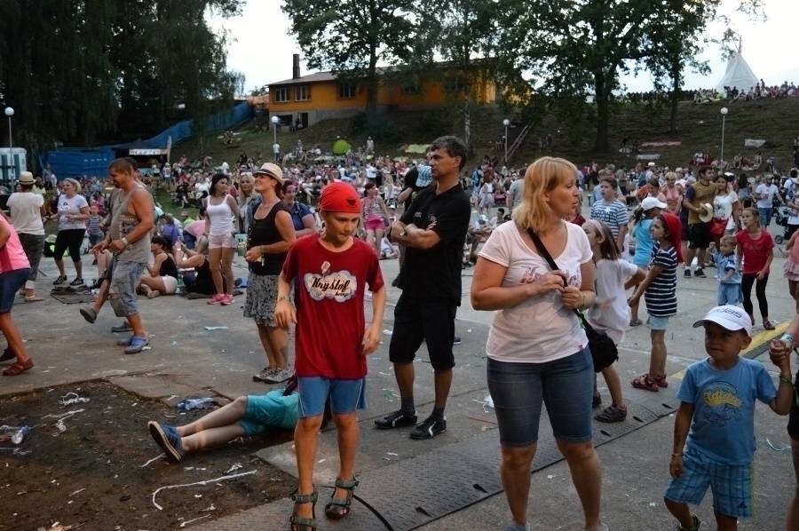 Kryštof Kemp ve Svojšicích: táboření, hudba, fotbal a dešťový budíček