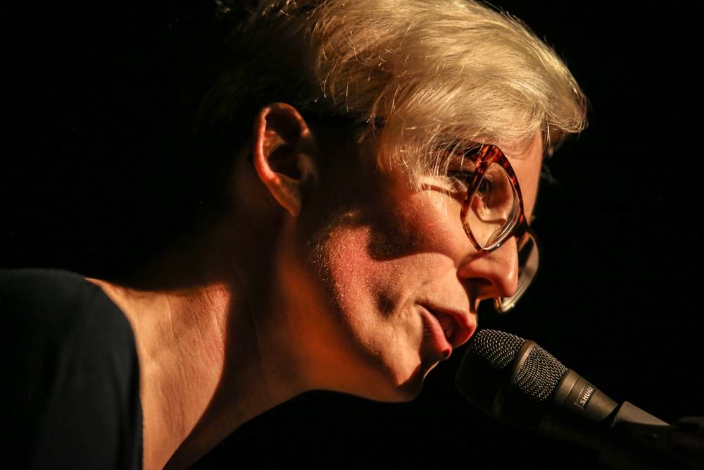 Irský písničkář Damien Rice chrlil emoce v Divadle Archa