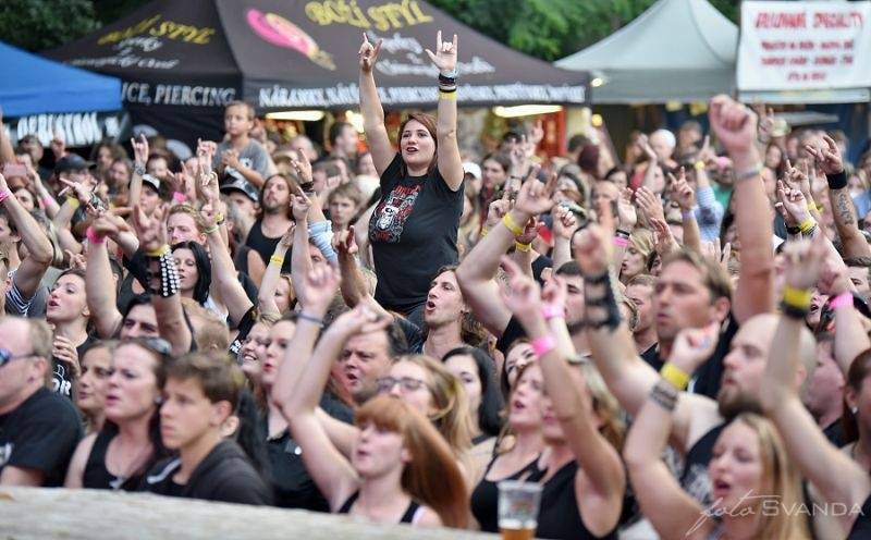Rockfest Dačice přivítal Prague Conspiracy, Arakain, Visací zámek i Citron, s Dymytry vystoupil fanoušek