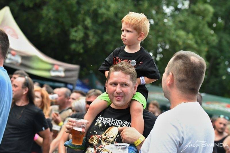 Rockfest Dačice přivítal Prague Conspiracy, Arakain, Visací zámek i Citron, s Dymytry vystoupil fanoušek