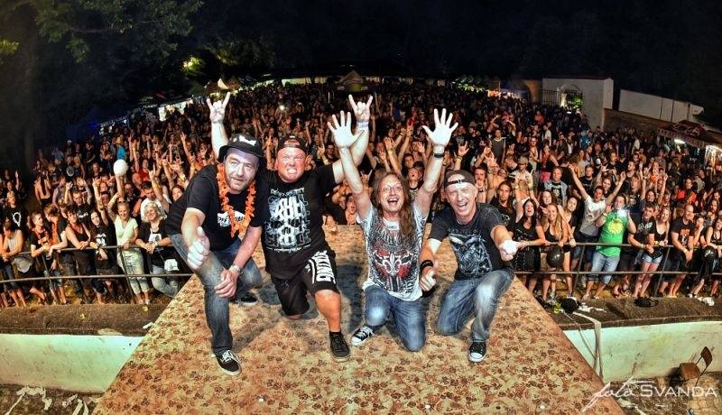 Rockfest Dačice přivítal Prague Conspiracy, Arakain, Visací zámek i Citron, s Dymytry vystoupil fanoušek