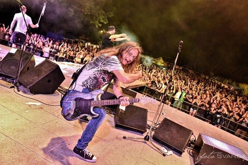 Rockfest Dačice přivítal Prague Conspiracy, Arakain, Visací zámek i Citron, s Dymytry vystoupil fanoušek