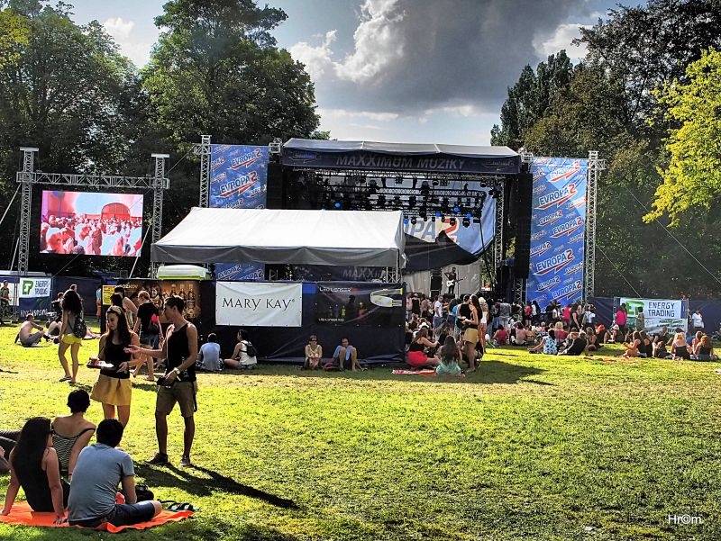 Sázavafest přivezl na úvod Slzu či Blue Effect, festival pokračuje až do soboty