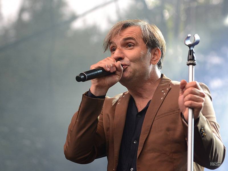 Na Sázavafest přijeli Skye & Ross z Morcheeby, Jirka Macháček prosil, ať nezavírají bary