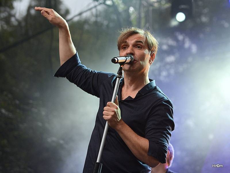 Na Sázavafest přijeli Skye & Ross z Morcheeby, Jirka Macháček prosil, ať nezavírají bary