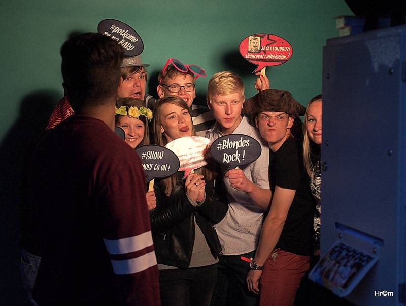 Na Sázavafest přijeli Skye & Ross z Morcheeby, Jirka Macháček prosil, ať nezavírají bary