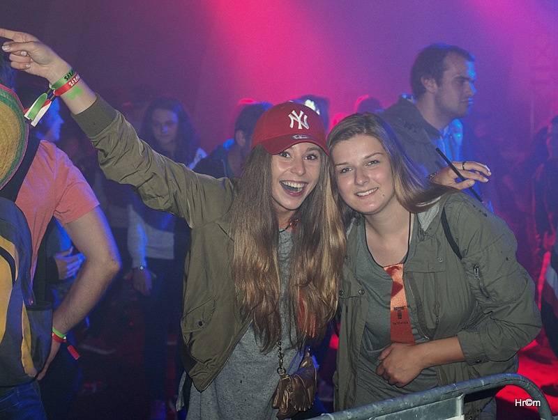 Na Sázavafest přijeli Skye & Ross z Morcheeby, Jirka Macháček prosil, ať nezavírají bary