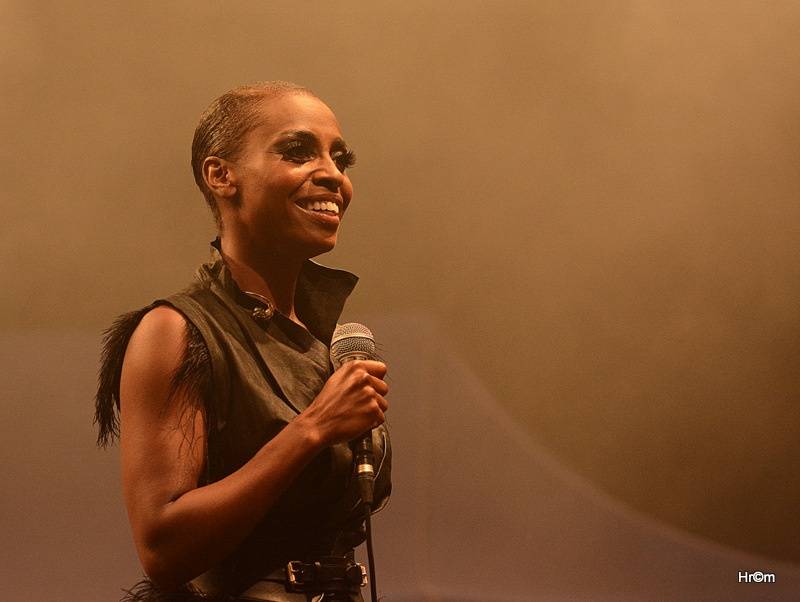 Na Sázavafest přijeli Skye & Ross z Morcheeby, Jirka Macháček prosil, ať nezavírají bary