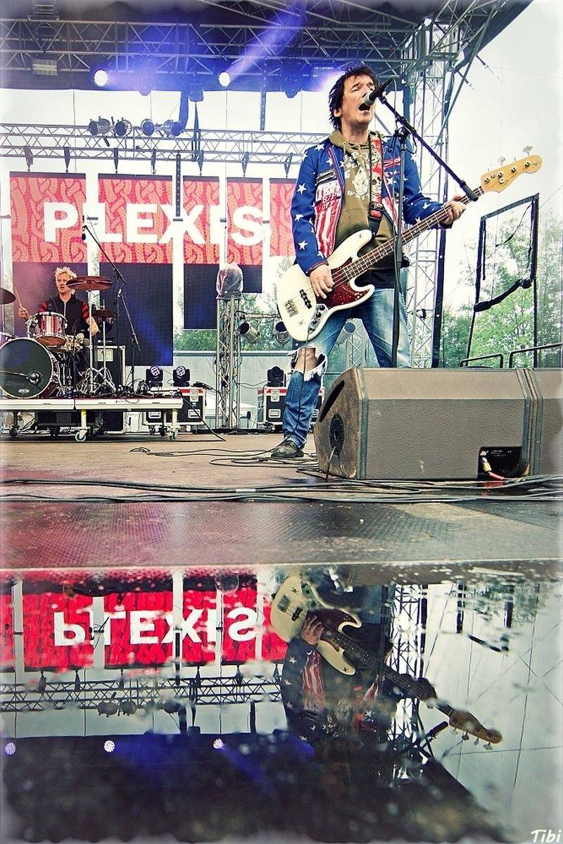 Keltská noc v Harrachově: Na doskočišti skokanského můstku řádili Arakain i Tři sestry