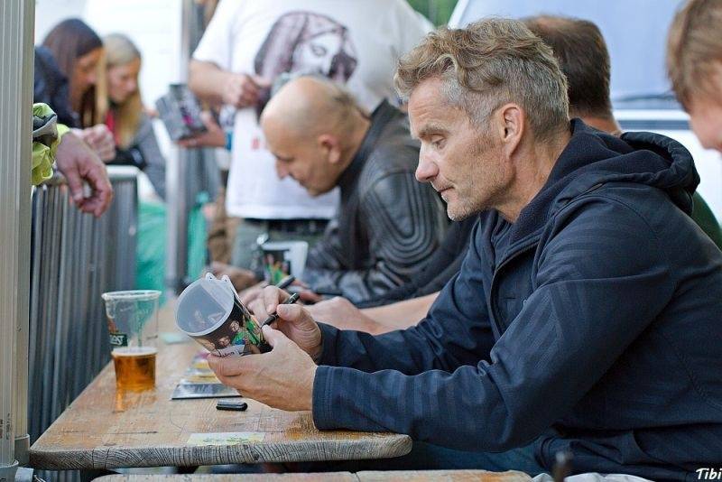 Keltská noc v Harrachově: Na doskočišti skokanského můstku řádili Arakain i Tři sestry