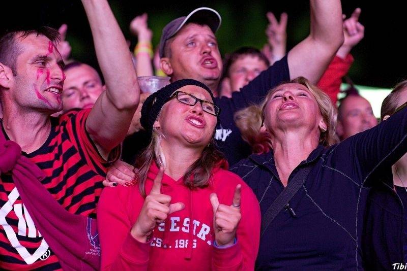 Keltská noc v Harrachově: Na doskočišti skokanského můstku řádili Arakain i Tři sestry