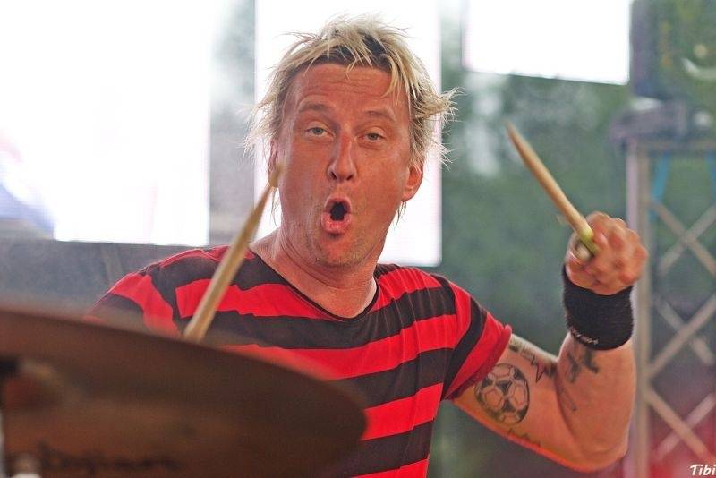 Keltská noc v Harrachově: Na doskočišti skokanského můstku řádili Arakain i Tři sestry