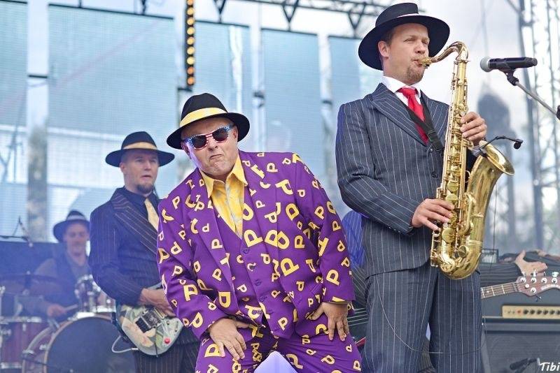 Keltská noc v Harrachově: Na doskočišti skokanského můstku řádili Arakain i Tři sestry