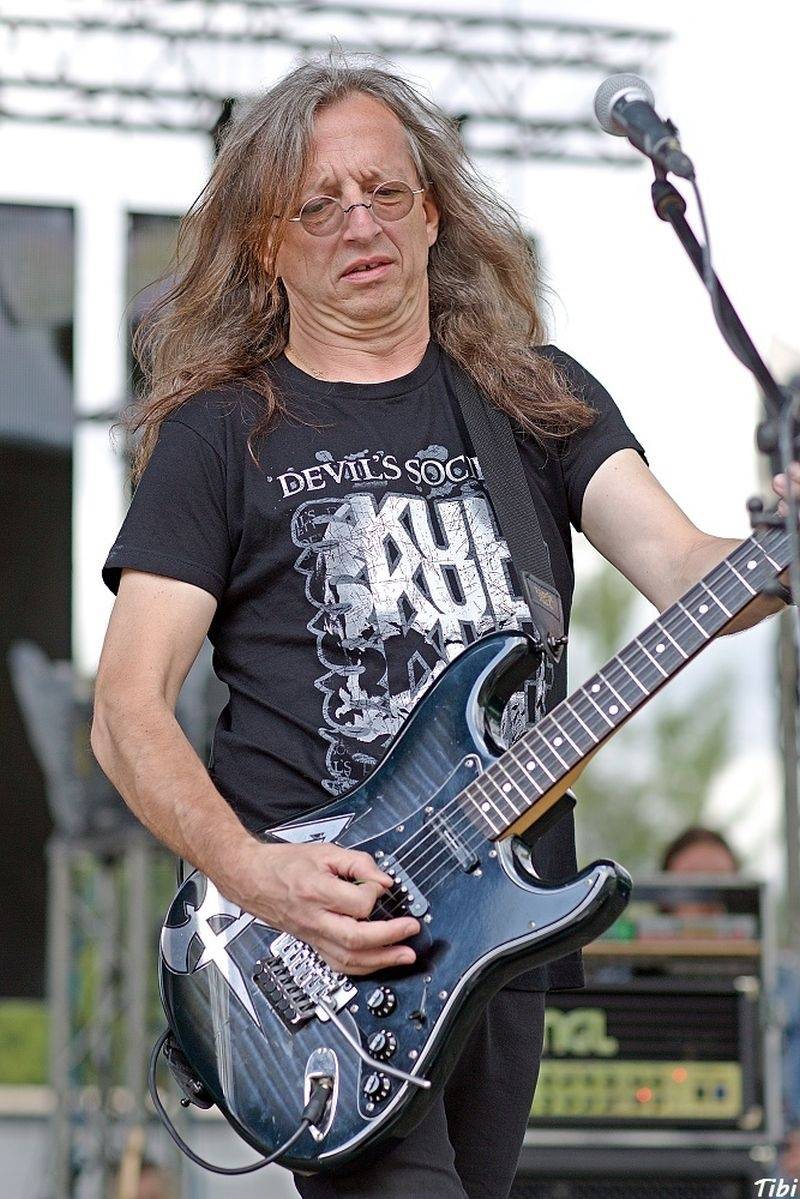 Keltská noc v Harrachově: Na doskočišti skokanského můstku řádili Arakain i Tři sestry