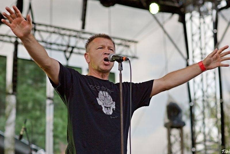 Keltská noc v Harrachově: Na doskočišti skokanského můstku řádili Arakain i Tři sestry