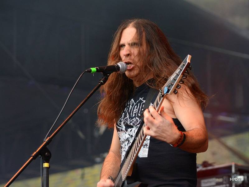 V Josefově běsní metalisté. Brutal Assault začal v blátě a zimě