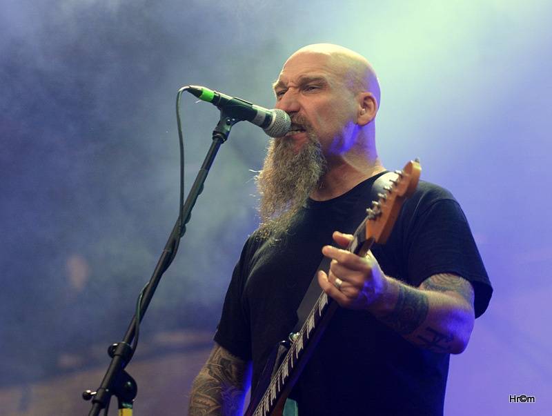 V Josefově běsní metalisté. Brutal Assault začal v blátě a zimě