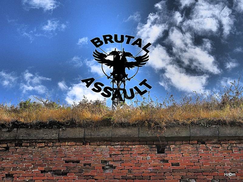 Hvězdou druhého dne Brutal Assault byli Ministry, buráceli i H2O nebo Exodus
