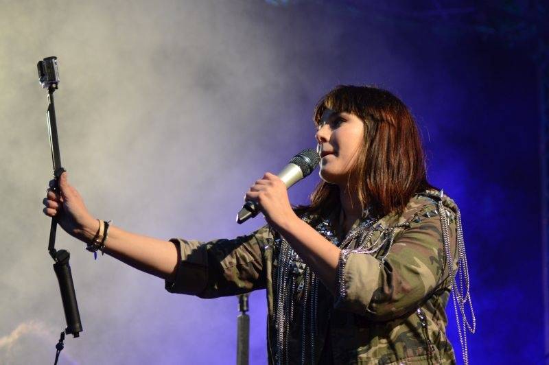 Léto lásky si podmanilo Šiklův mlýn. Fanoušky bavili Ewa Farna, Chinaski, Slza i Jelen