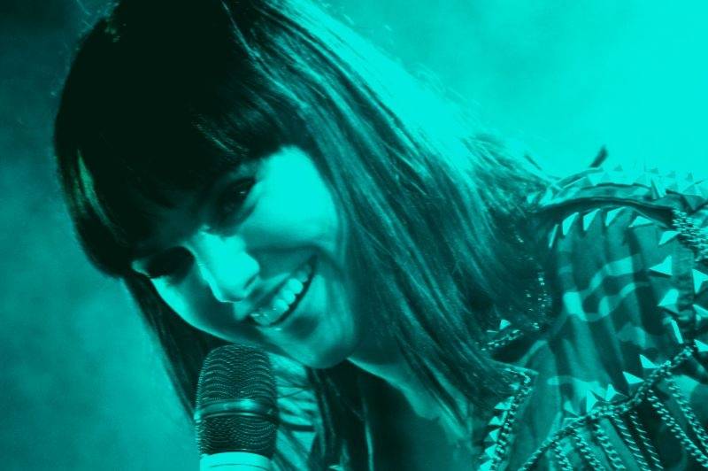 Léto lásky si podmanilo Šiklův mlýn. Fanoušky bavili Ewa Farna, Chinaski, Slza i Jelen