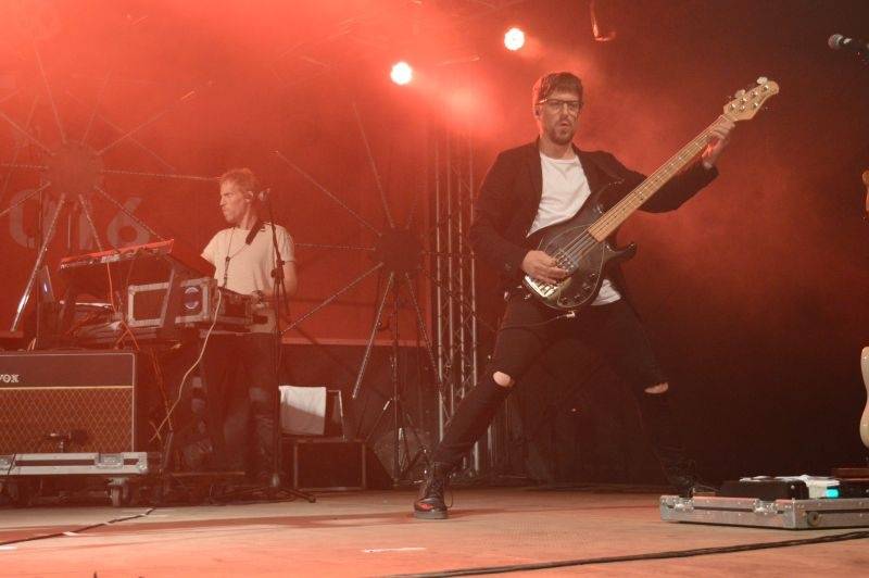 Léto lásky si podmanilo Šiklův mlýn. Fanoušky bavili Ewa Farna, Chinaski, Slza i Jelen