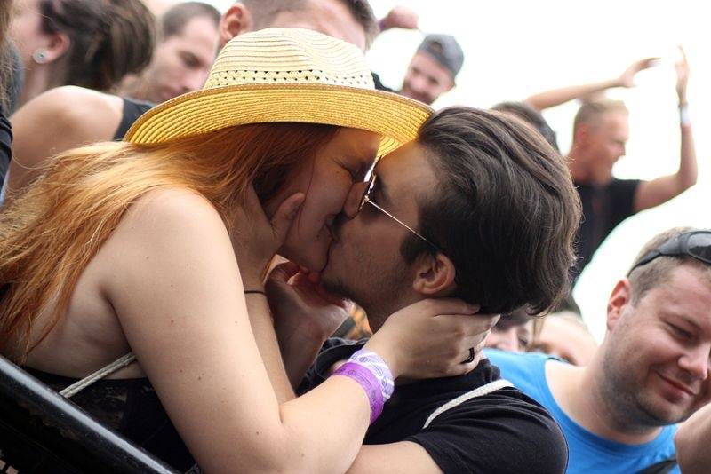 Hrady CZ se přesunuly na Moravu. Kabát, UDG i Rybičky 48 buráceli pod hradem Veveří