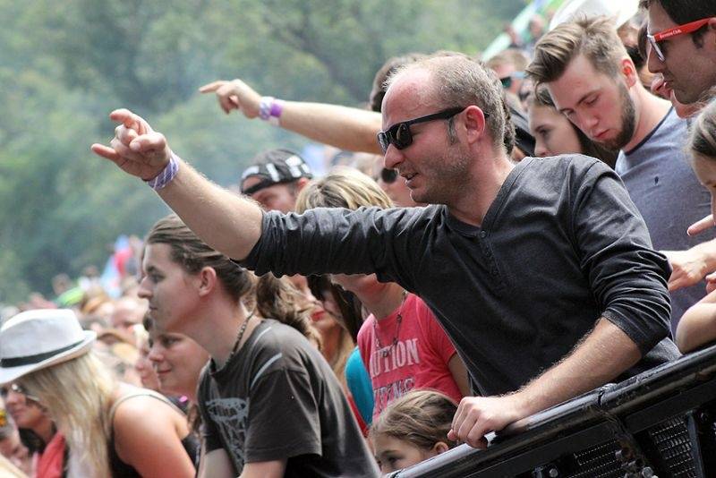 Hrady CZ se přesunuly na Moravu. Kabát, UDG i Rybičky 48 buráceli pod hradem Veveří