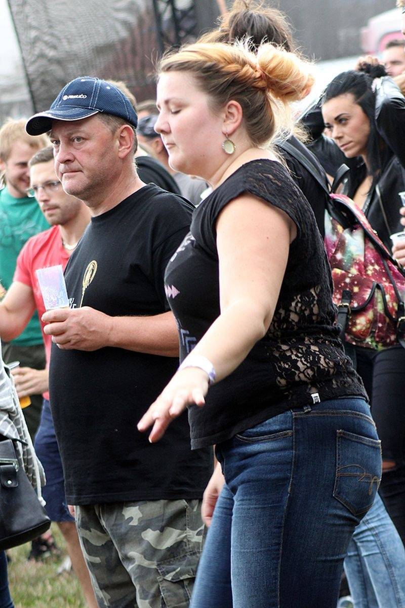 Hrady CZ se přesunuly na Moravu. Kabát, UDG i Rybičky 48 buráceli pod hradem Veveří