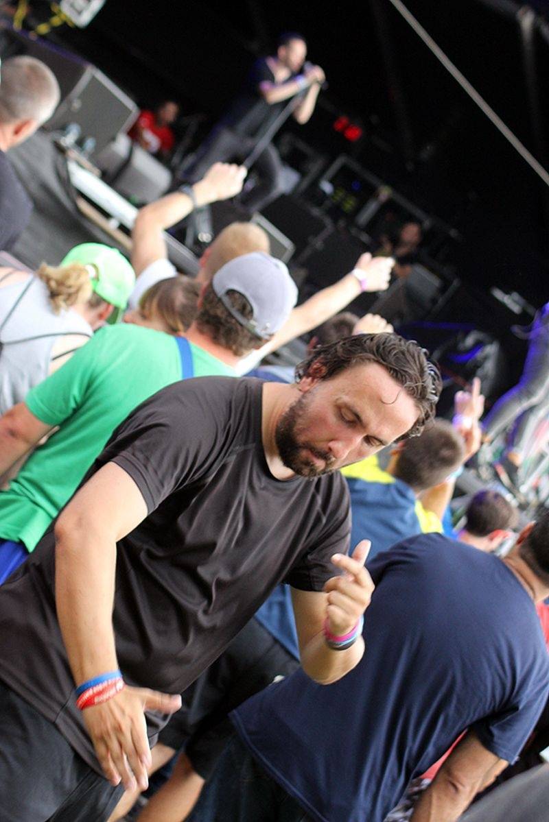 Hrady CZ se přesunuly na Moravu. Kabát, UDG i Rybičky 48 buráceli pod hradem Veveří