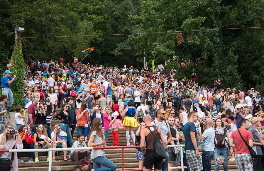 Duhový průvod Prahou zakončil 6. ročník LGBT festivalu Prague Pride 