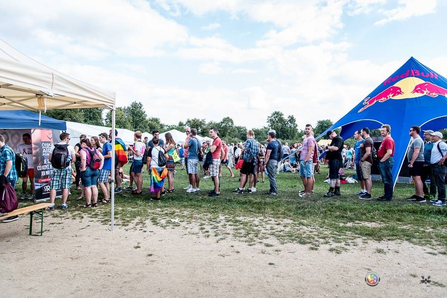 Duhový průvod Prahou zakončil 6. ročník LGBT festivalu Prague Pride 