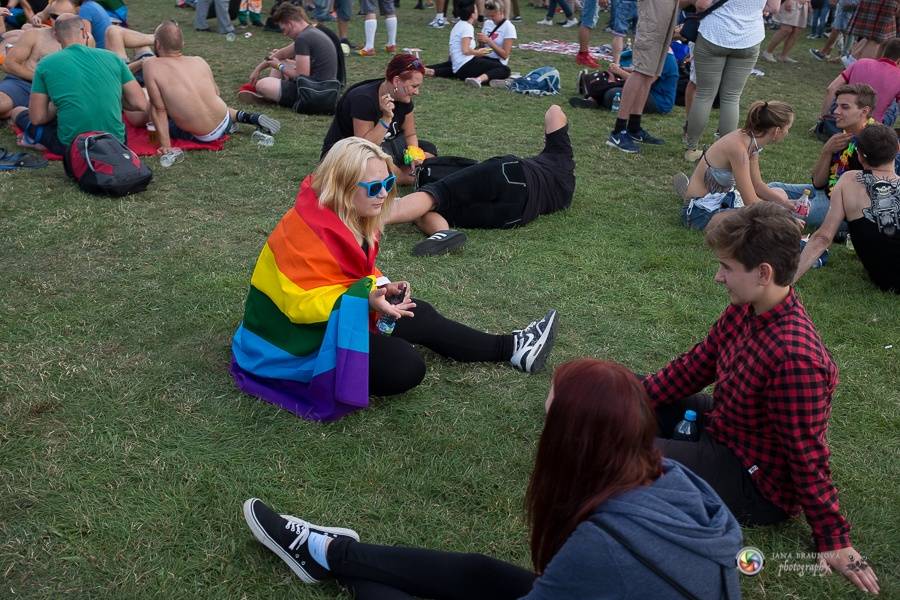 Duhový průvod Prahou zakončil 6. ročník LGBT festivalu Prague Pride 