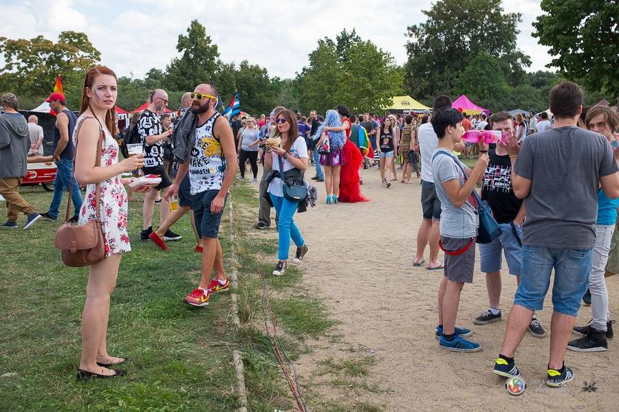 Duhový průvod Prahou zakončil 6. ročník LGBT festivalu Prague Pride 