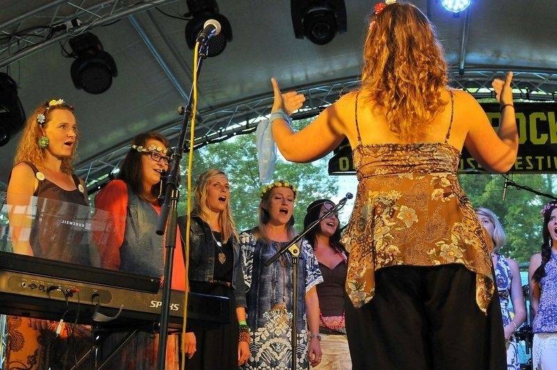 Festival v nejkrásnějším parku: Na Šumava Rocks se předvedli Alice, Barbora Poláková i Hentai Corporation