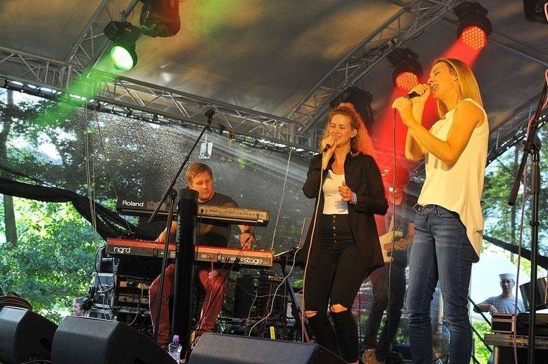 Festival v nejkrásnějším parku: Na Šumava Rocks se předvedli Alice, Barbora Poláková i Hentai Corporation