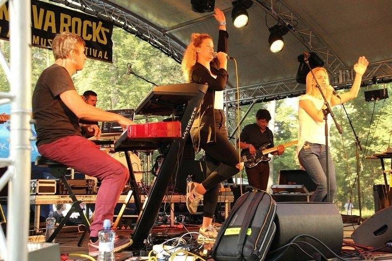 Festival v nejkrásnějším parku: Na Šumava Rocks se předvedli Alice, Barbora Poláková i Hentai Corporation