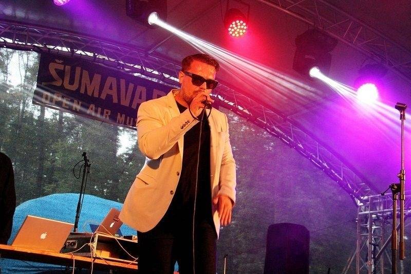 Festival v nejkrásnějším parku: Na Šumava Rocks se předvedli Alice, Barbora Poláková i Hentai Corporation