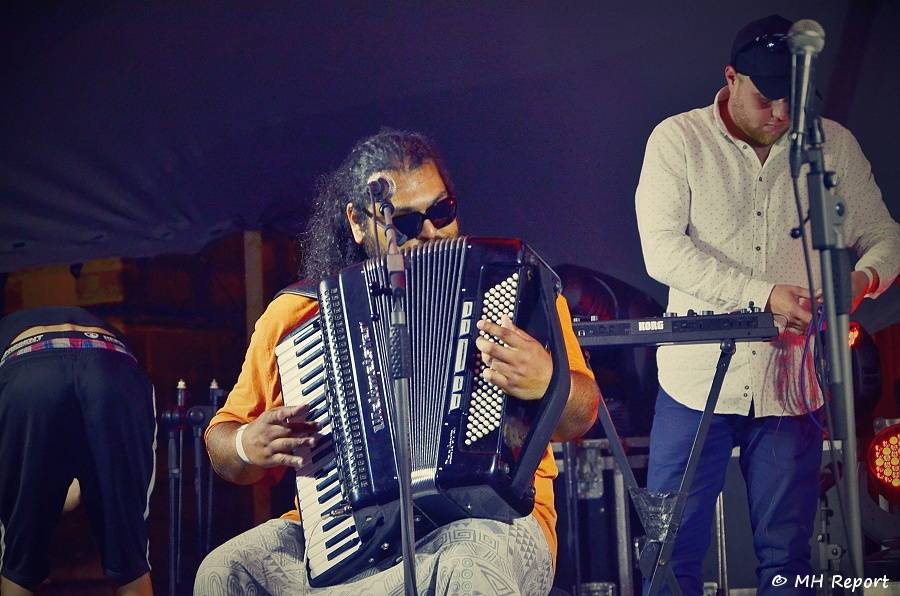 Plzeň rozezněla Živá ulice. Na úvod hráli Donnie Darko i Znouzectnost