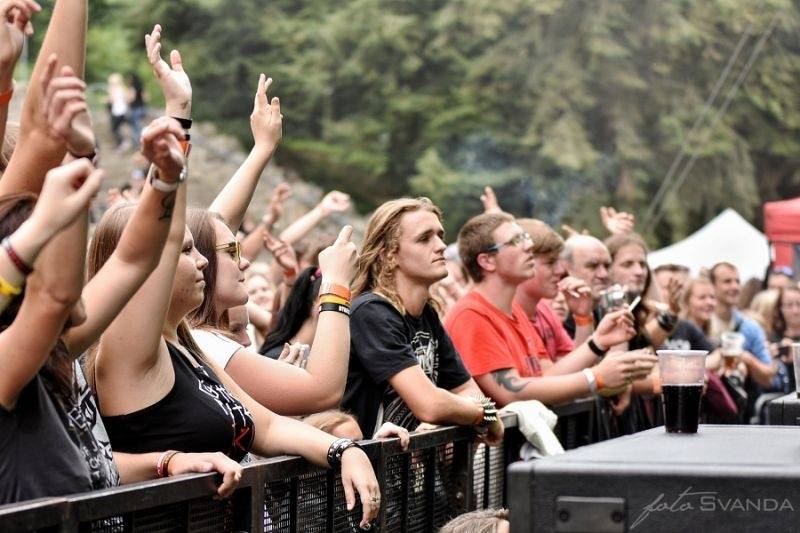 Magmafest v Jihlavě: Rockové žně zajistili Rybičky 48, zakázanÝovoce, Arakain i Škwor