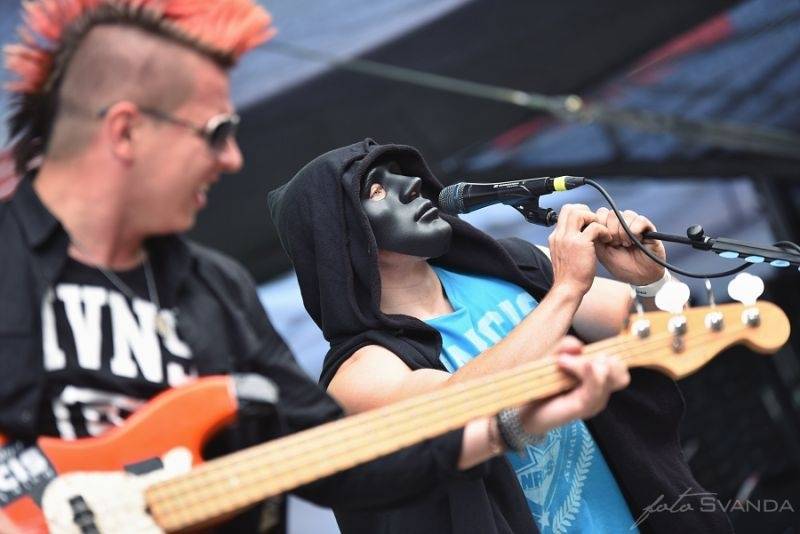 Magmafest v Jihlavě: Rockové žně zajistili Rybičky 48, zakázanÝovoce, Arakain i Škwor