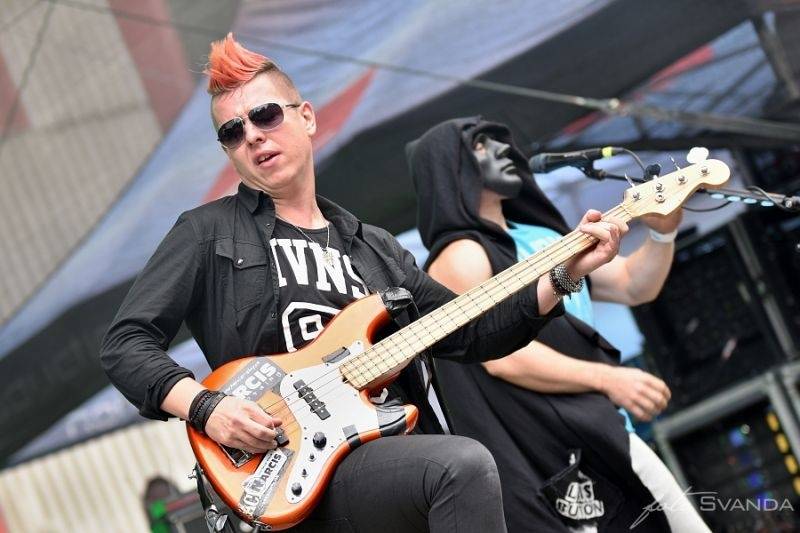 Magmafest v Jihlavě: Rockové žně zajistili Rybičky 48, zakázanÝovoce, Arakain i Škwor